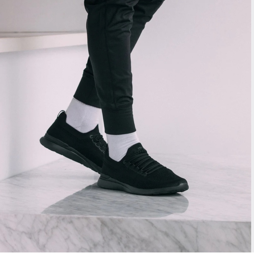 APL Women's TechLoom Breeze